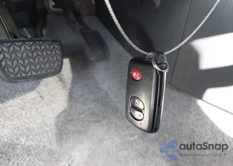 2012 Toyota Prius Two z USA, uszkodzony, nr VIN JTDKN3DU2C1603796